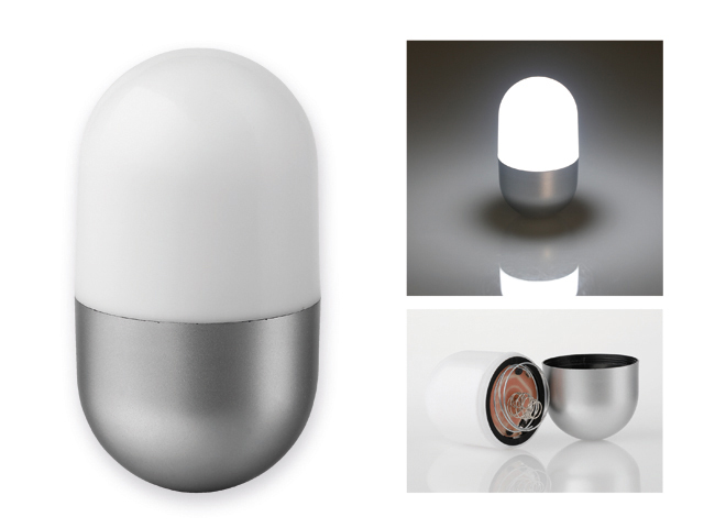 CAPSULE plastová 5 LED svítilna ve tvaru kapsle, Saténově stříbrná