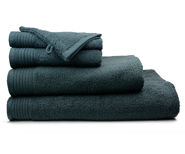 Klasický ručník ONE CLASSIC 50x100 cm, 450 gr/m2, barva tmavě šedá