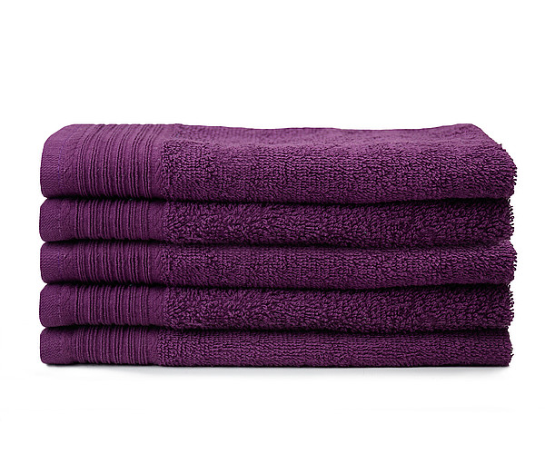 Malý ručník ONE CLASSIC 30x50 cm, 500 gr/m2, tmavě fialová
